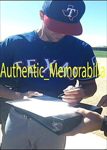Cole Hamels potpisao je Texas Rangers Jersey w/dokaz, slika Colea potpisuje za nas, PSA/DNK Autentificiran, Texas Rangers, Philadelphia