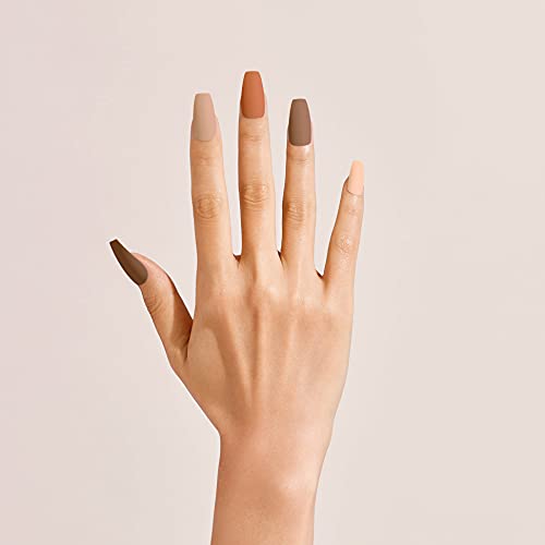 Glamurozni dizajn noktiju s gelom za nokte