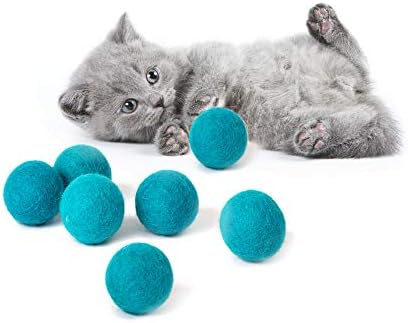 Set igračaka za mačji krevet od filca i vunene kuglice